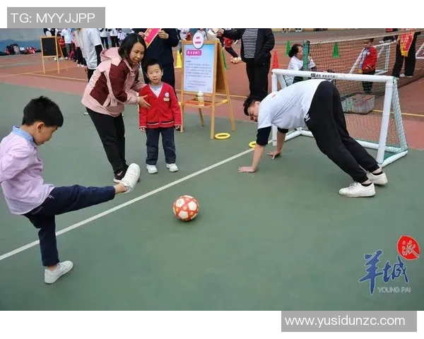 足球球星携萌娃现身社交平台萌态十足 父爱与运动激情完美融合